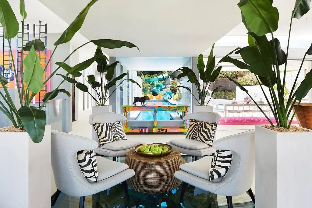 Beachfront Hideaway By Noosa Secret Destinations Sunrise Beach Australia