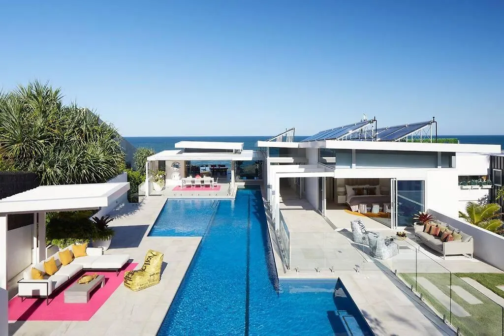 Beachfront Hideaway By Noosa Secret Destinations Sunrise Beach